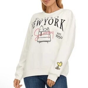 Snoopy Women’s Character Sweatshirt-XXL NWOT